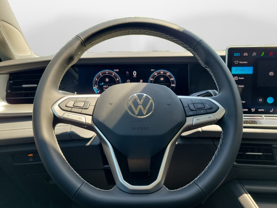 3VVNR7RMXTM089105 2026 Volkswagen Tiguan SE