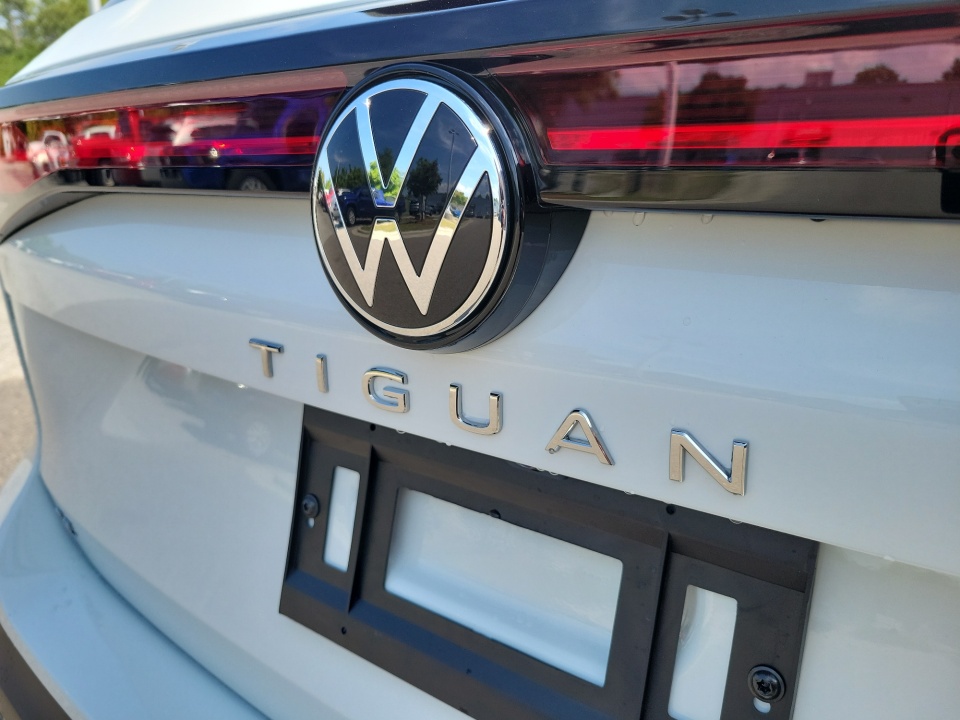 3VVNR7RMXTM089105 2026 Volkswagen Tiguan SE