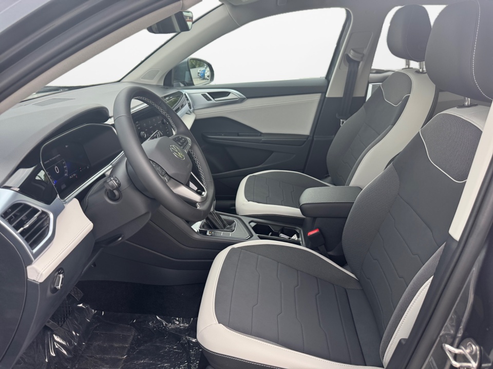 3VVSC7B2XTM089831 2026 Volkswagen Taos SE