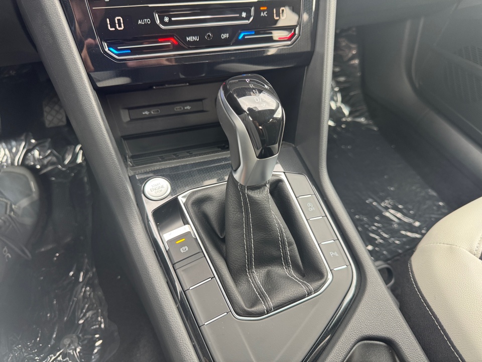 3VVSC7B2XTM089831 2026 Volkswagen Taos SE