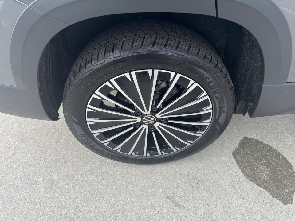 3VVSC7B2XTM089831 2026 Volkswagen Taos SE