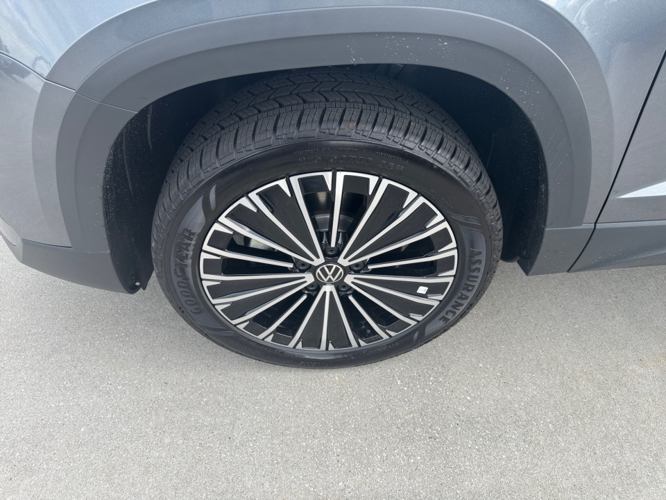 3VVSC7B2XTM089831 2026 Volkswagen Taos SE
