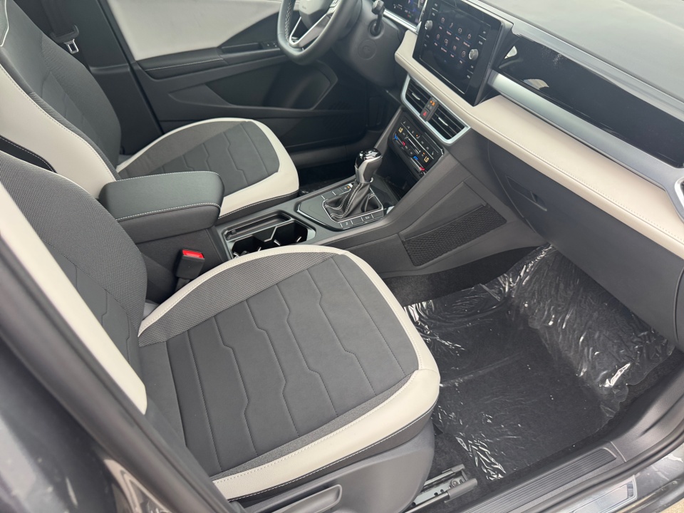 3VVSC7B2XTM089831 2026 Volkswagen Taos SE