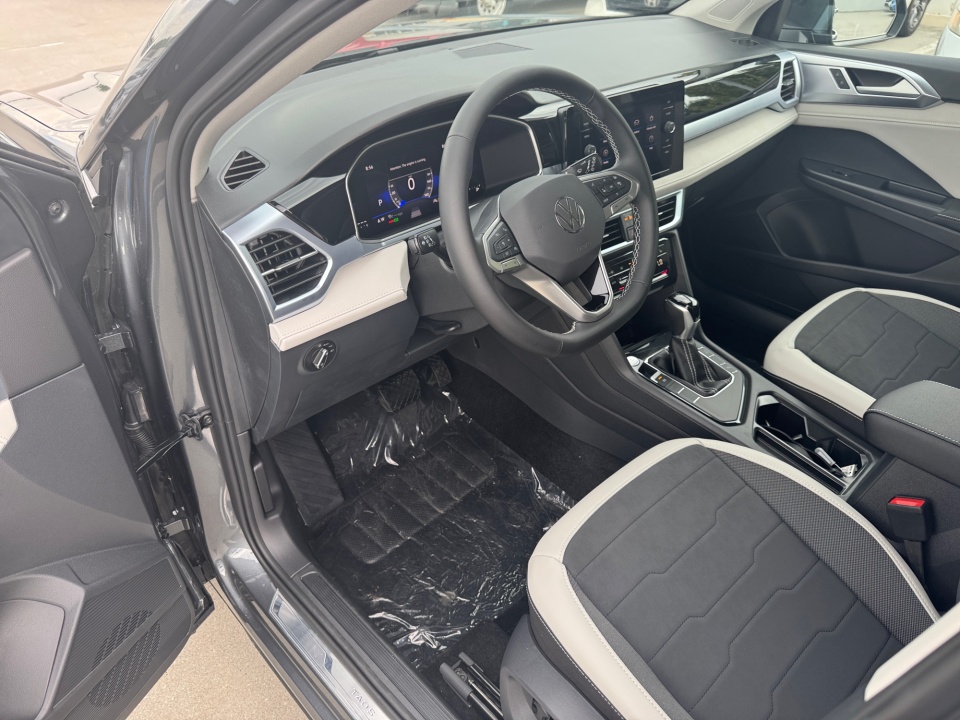 3VVSC7B2XTM089831 2026 Volkswagen Taos SE