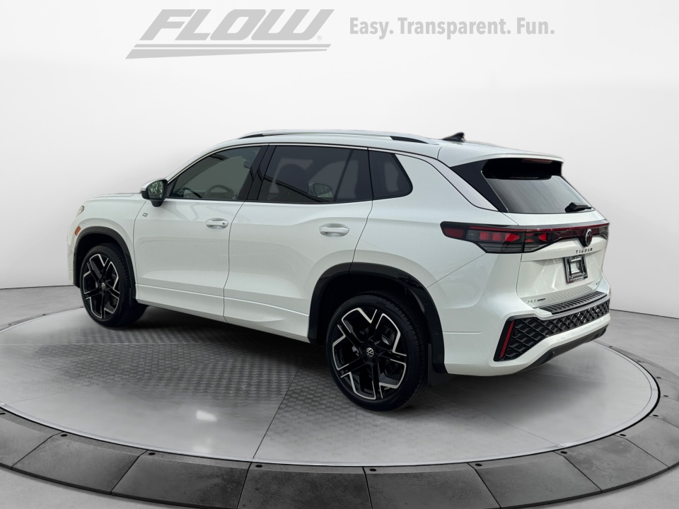 3VVUW7RM1TM037057 2026 Volkswagen Tiguan SEL R-Line Turbo