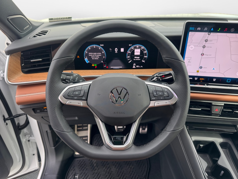 3VVUW7RM1TM037057 2026 Volkswagen Tiguan SEL R-Line Turbo