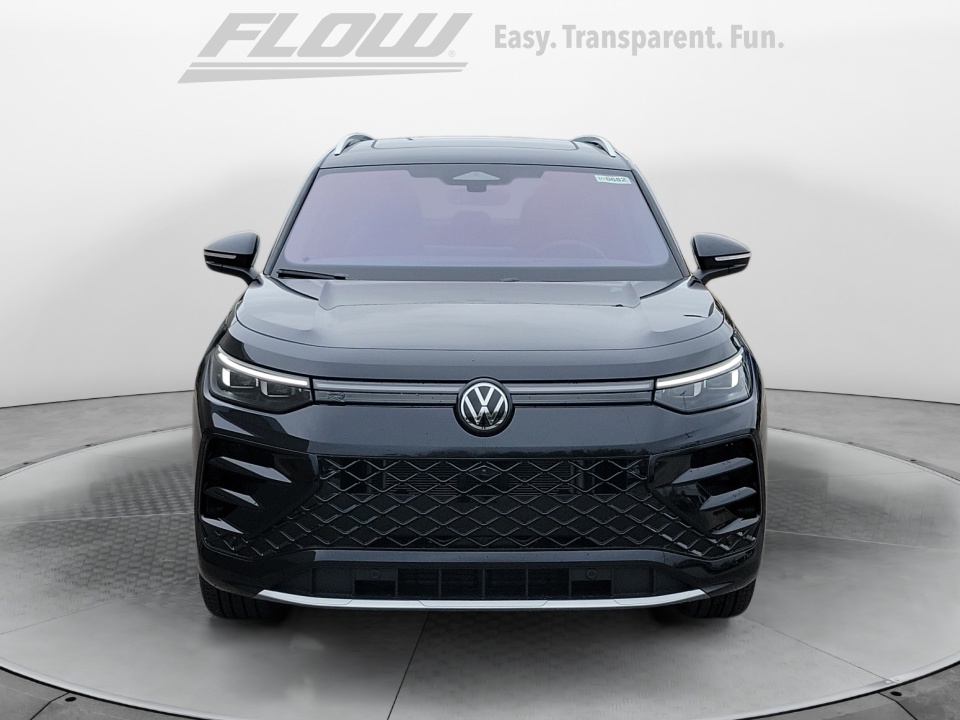 3VVUW7RM1TM065084 2026 Volkswagen Tiguan SEL R-Line Turbo