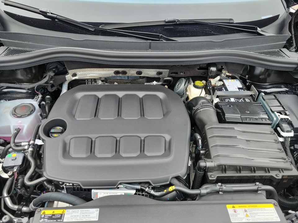 3VVUW7RM1TM065084 2026 Volkswagen Tiguan SEL R-Line Turbo