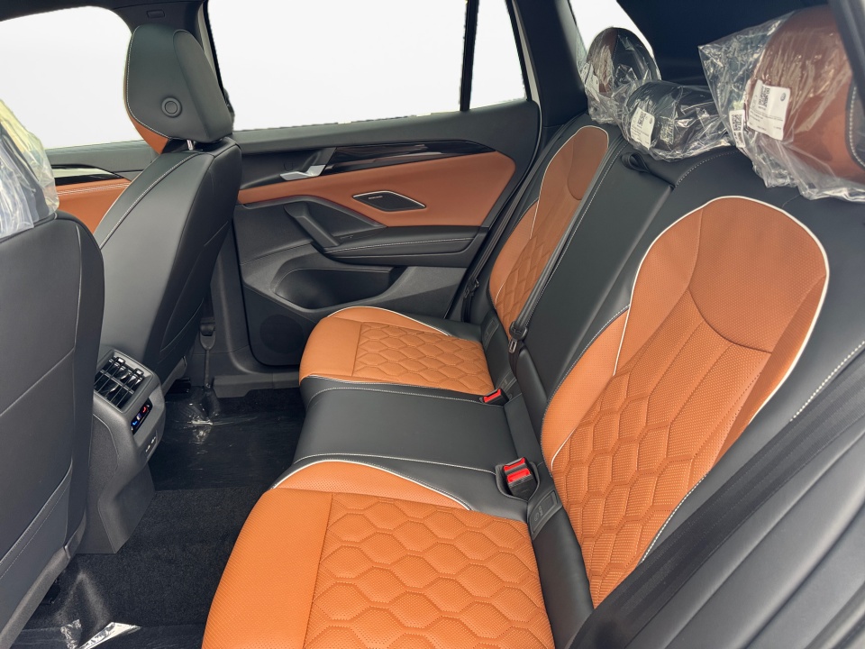 3VVUW7RM3TM040395 2026 Volkswagen Tiguan SEL R-Line Turbo