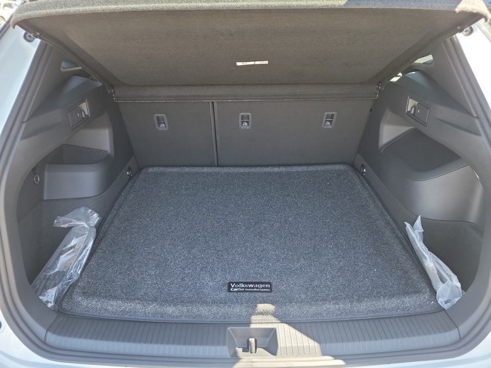 3VVUW7RM3TM071999 2026 Volkswagen Tiguan SEL R-Line Turbo