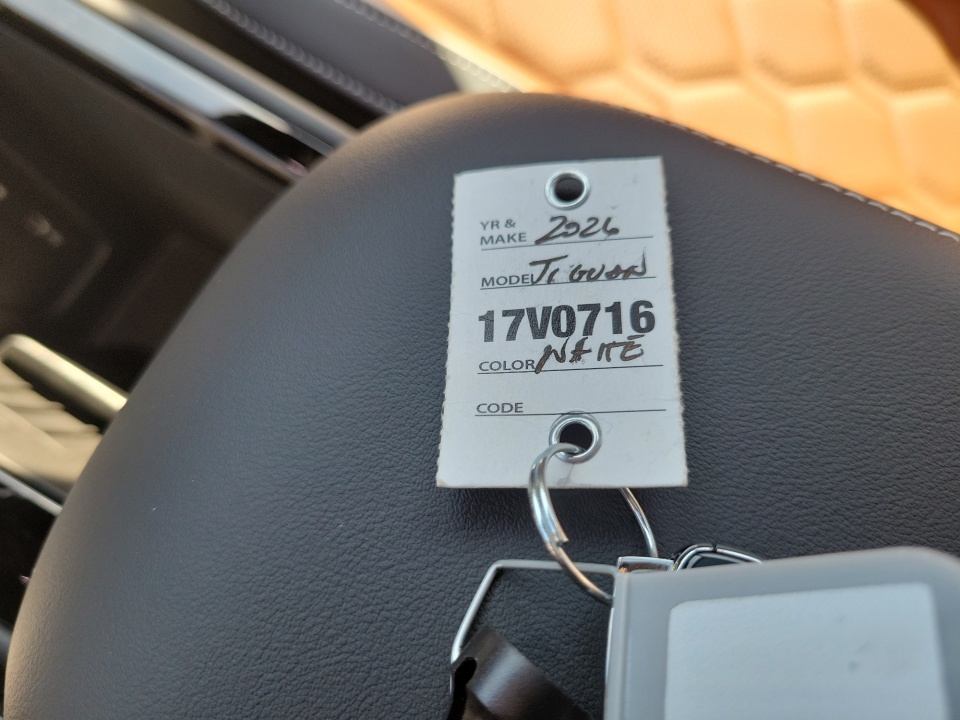 3VVUW7RM3TM071999 2026 Volkswagen Tiguan SEL R-Line Turbo