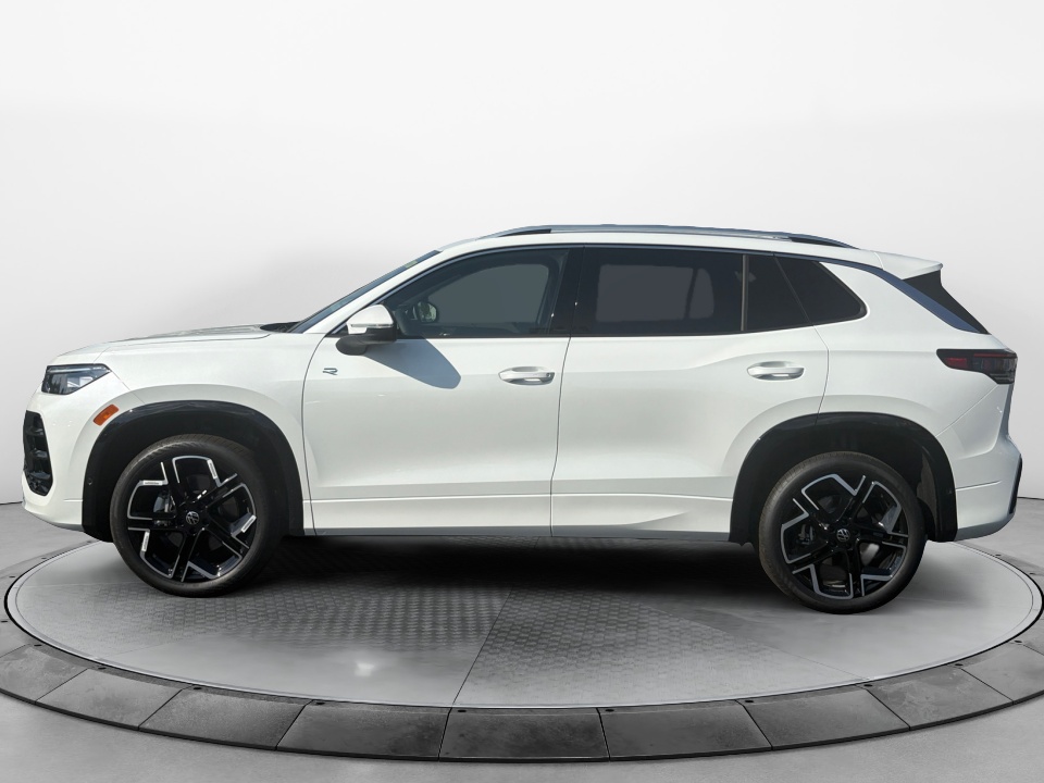 3VVUW7RM3TM164800 2026 Volkswagen Tiguan SEL R-Line Turbo
