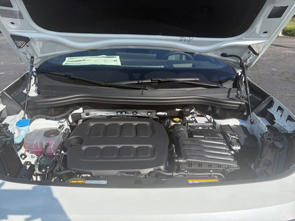 3VVUW7RM3TM164800 2026 Volkswagen Tiguan SEL R-Line Turbo