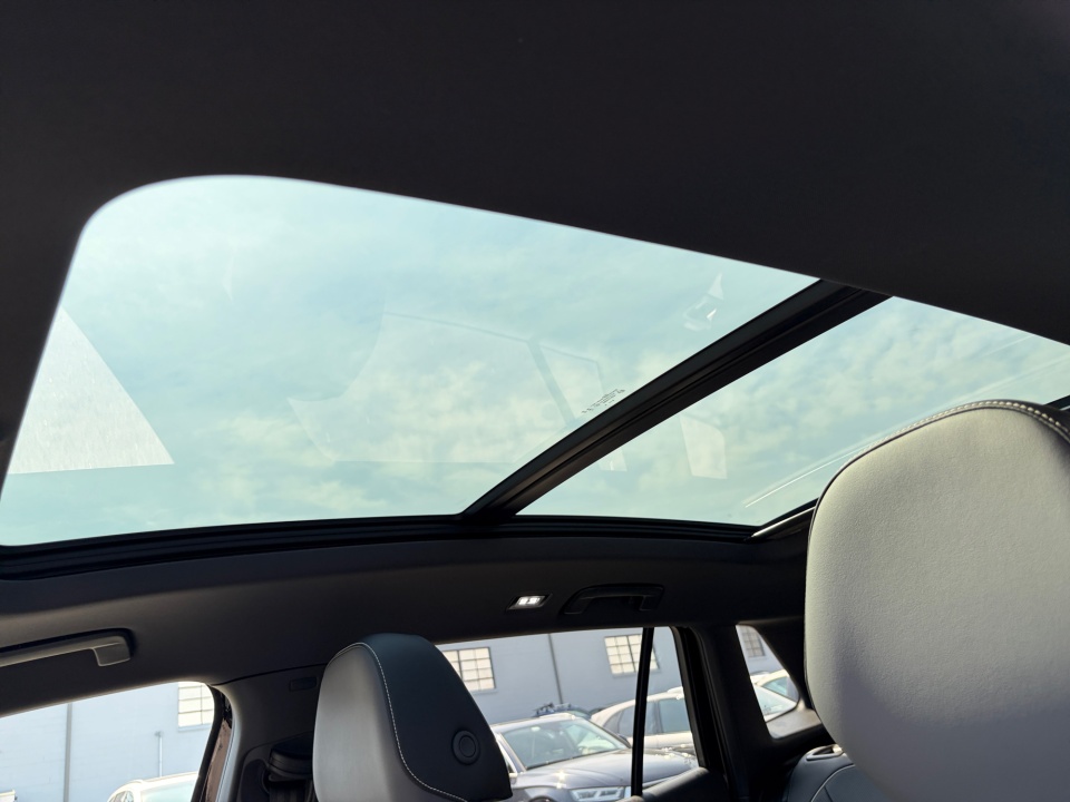 3VVUW7RM5TM073401 2026 Volkswagen Tiguan SEL R-Line Turbo