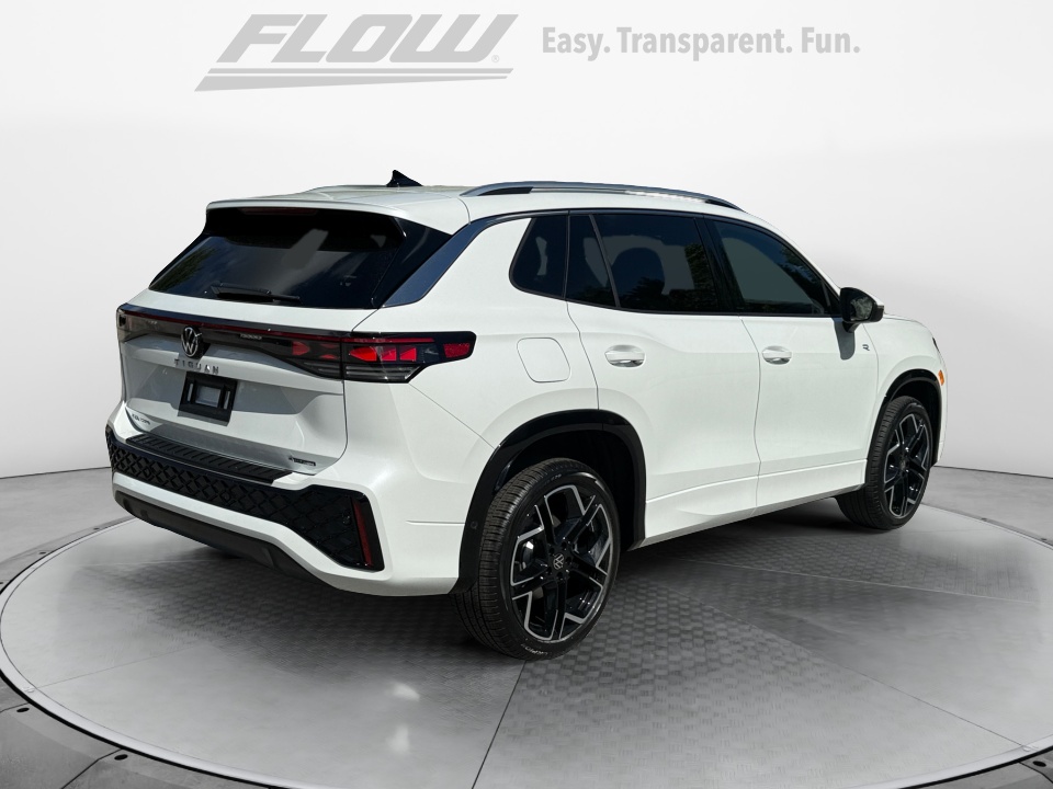 3VVUW7RM8TM127693 2026 Volkswagen Tiguan SEL R-Line Turbo