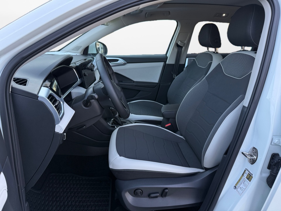 3VVVC7B20SM066893 2025 Volkswagen Taos 1.5T SE