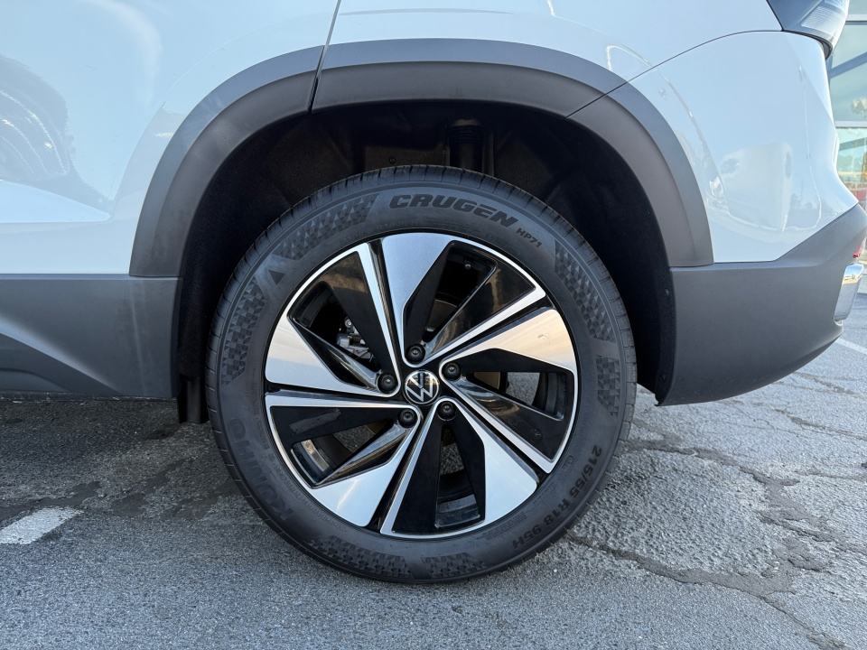 3VVVC7B20SM066893 2025 Volkswagen Taos 1.5T SE