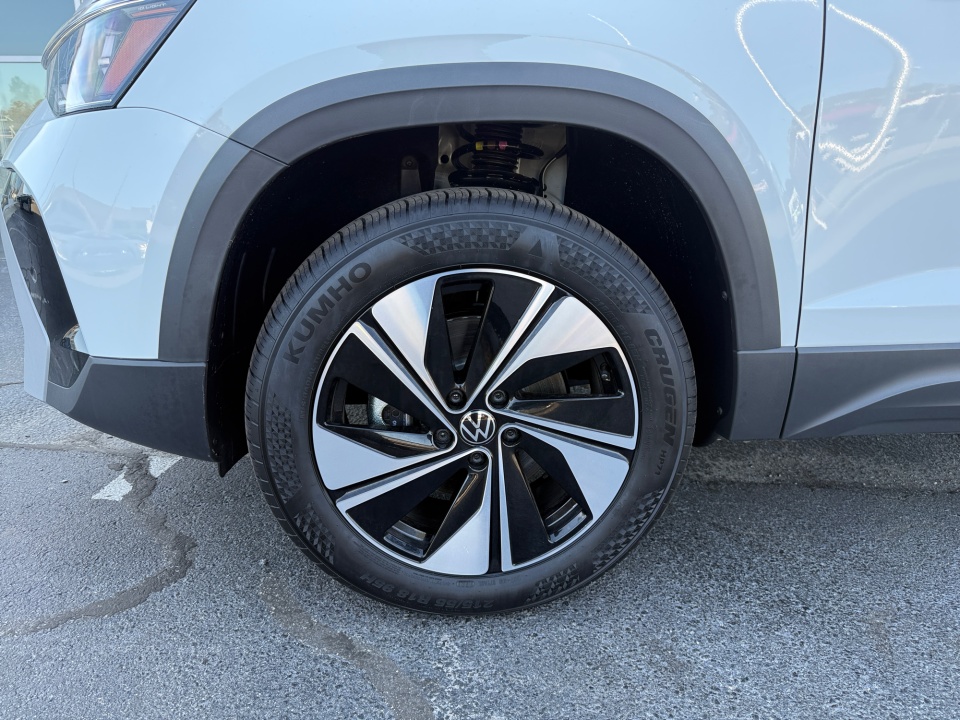 3VVVC7B20SM066893 2025 Volkswagen Taos 1.5T SE