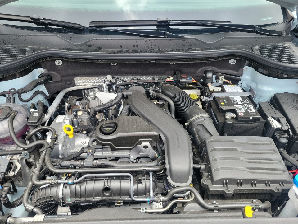 3VVVC7B20TM009496 2026 Volkswagen Taos SE