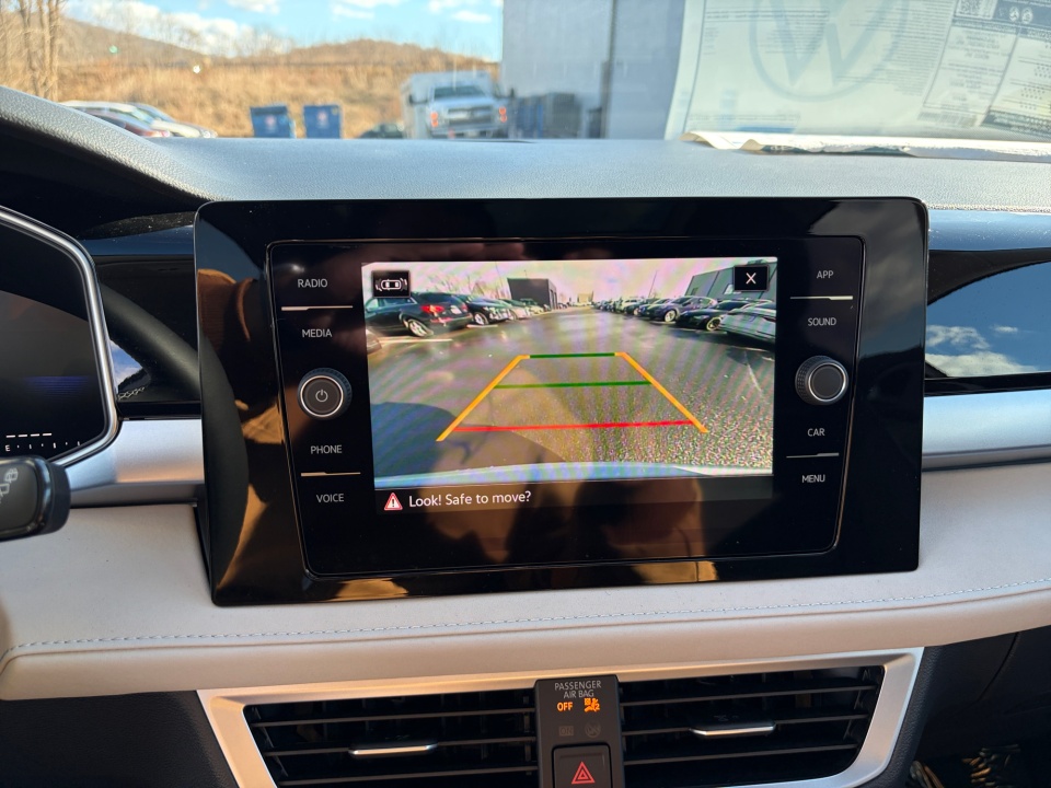 3VVVC7B22TM000492 2026 Volkswagen Taos SE