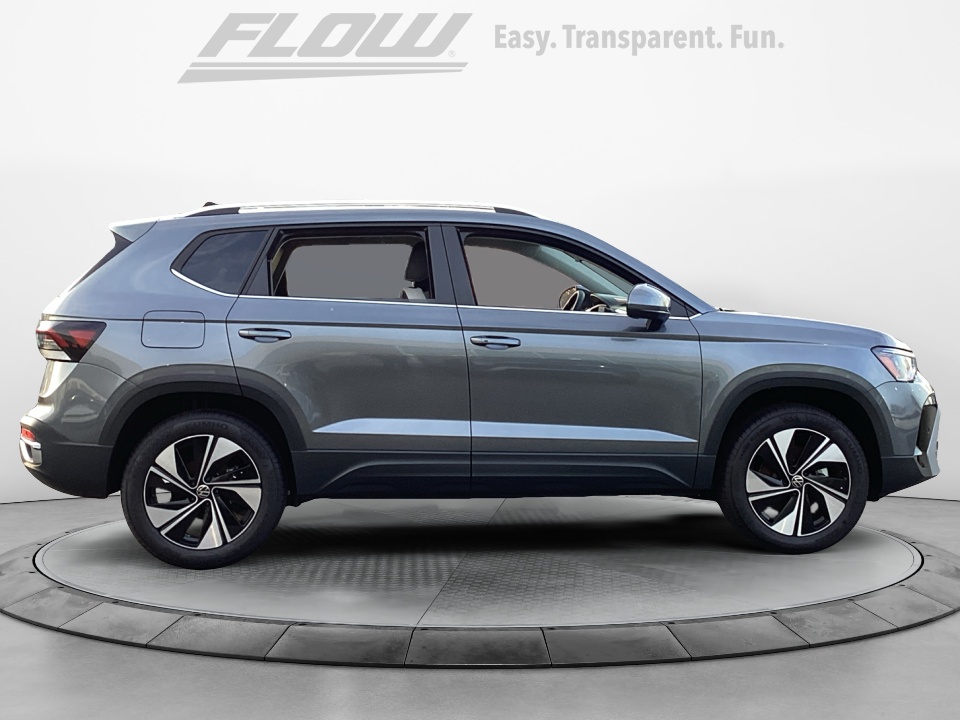 3VVVC7B22TM006227 2026 Volkswagen Taos SE