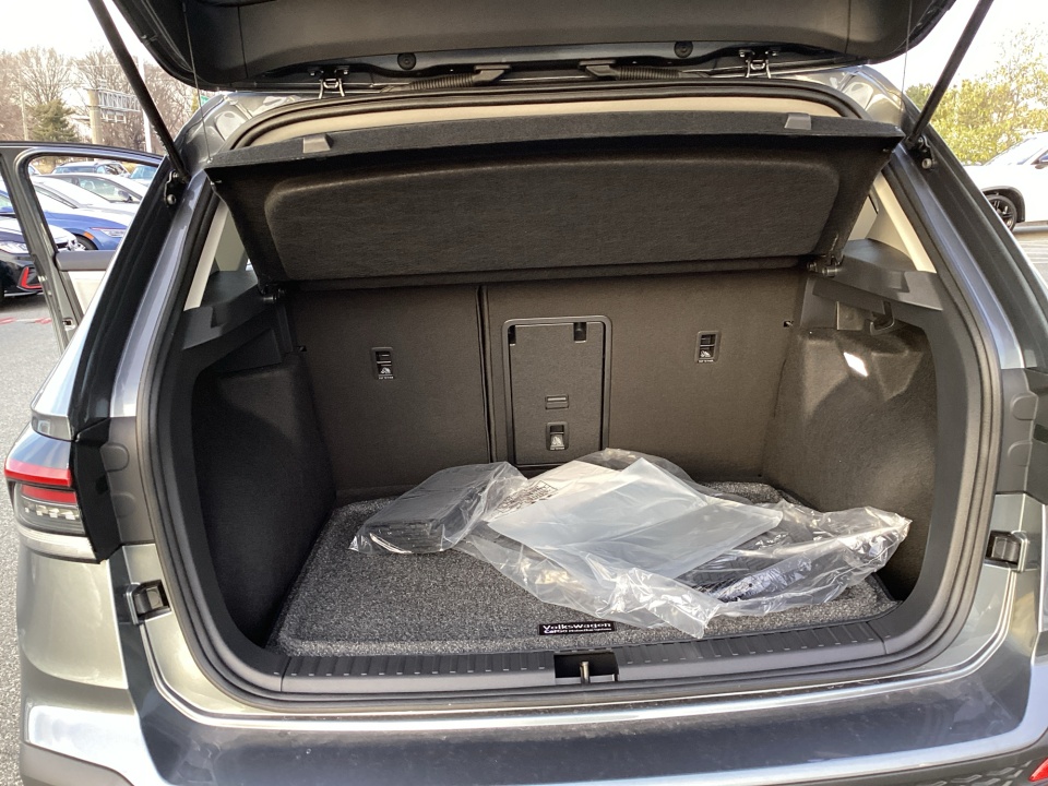 3VVVC7B22TM006227 2026 Volkswagen Taos SE