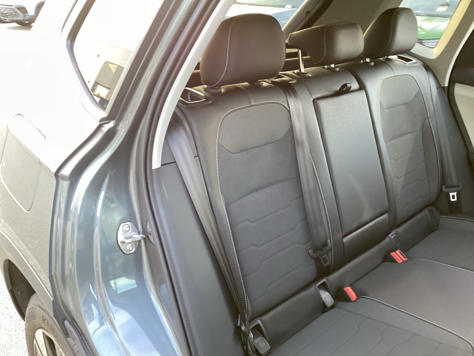 3VVVC7B22TM006227 2026 Volkswagen Taos SE