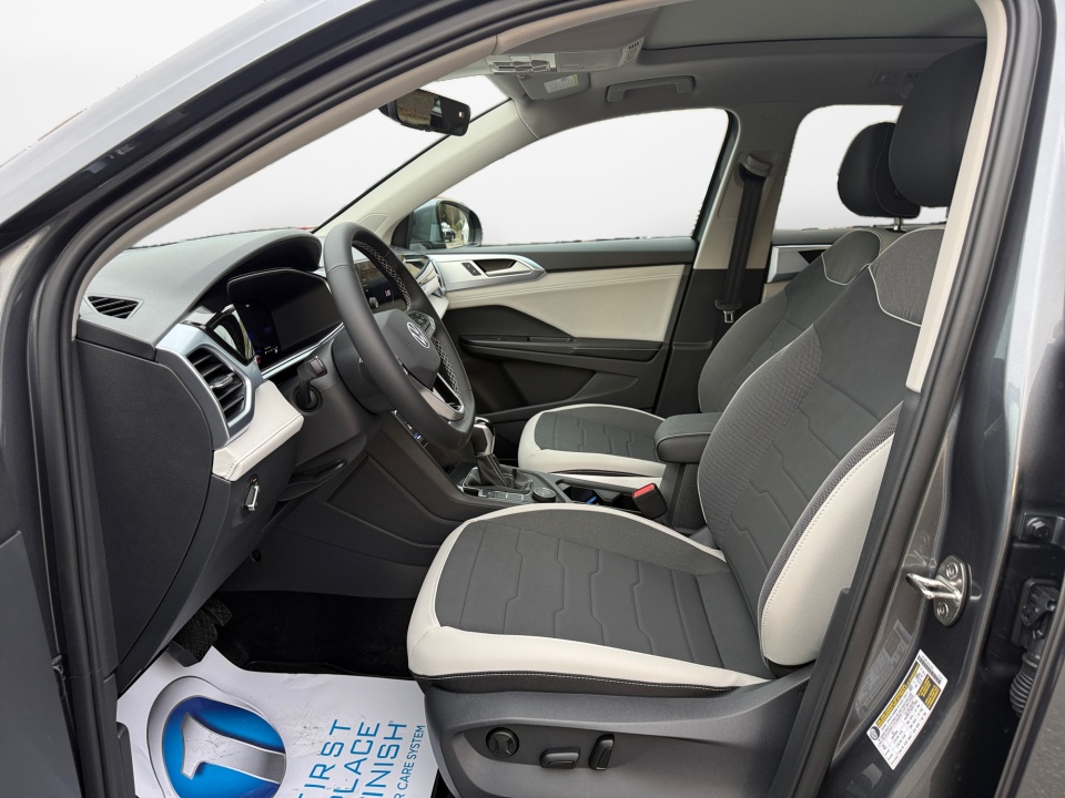 3VVVC7B24TM014944 2026 Volkswagen Taos SE