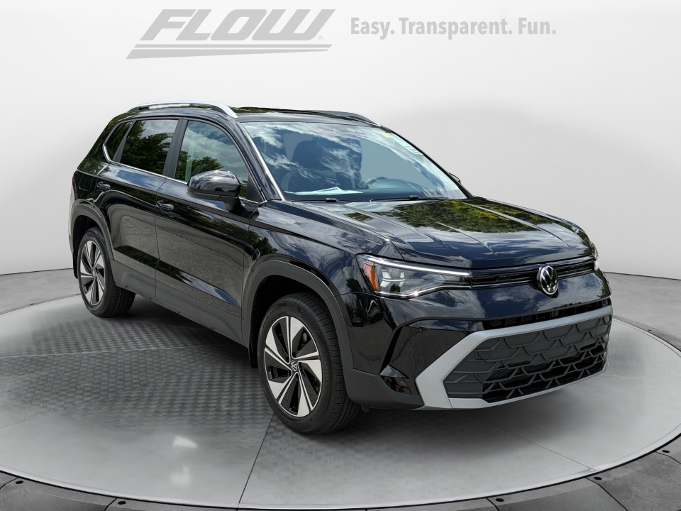 new 2026 Volkswagen Taos SE