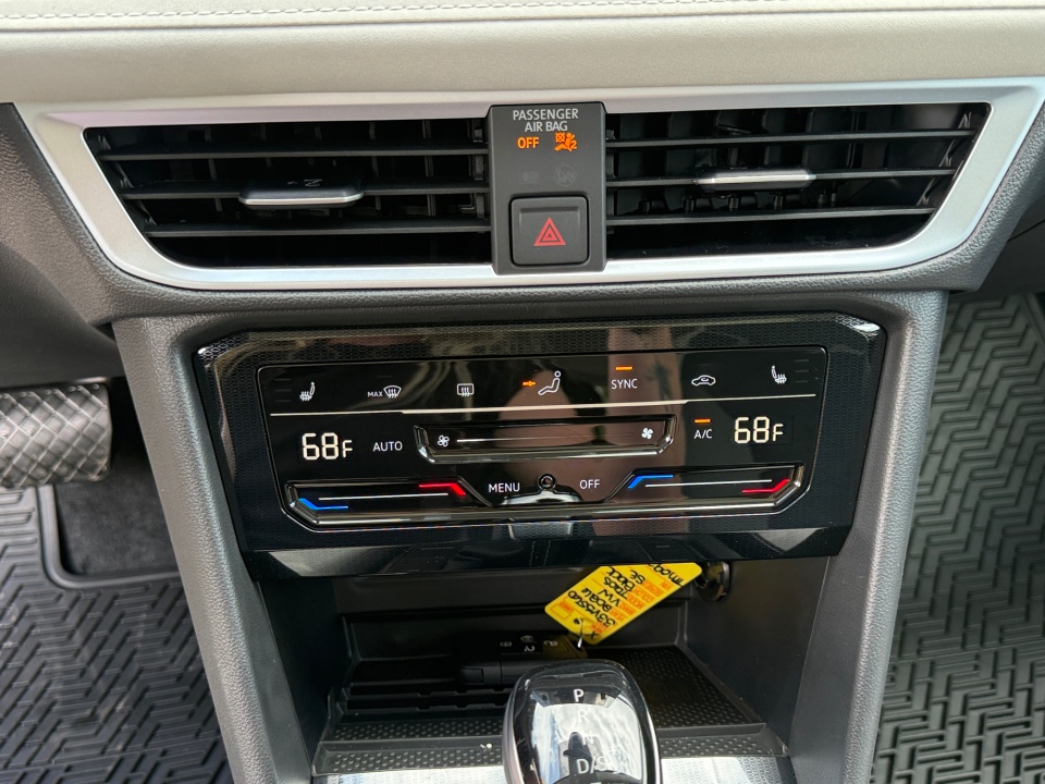 3VVVC7B24TM092477 2026 Volkswagen Taos SE