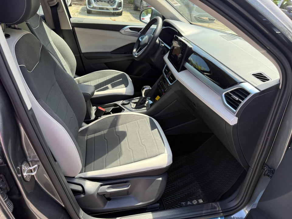 3VVVC7B27TM069808 2026 Volkswagen Taos SE