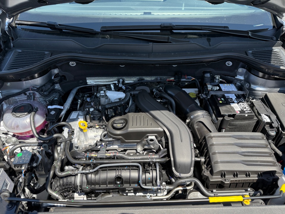 3VVVC7B29TM067347 2026 Volkswagen Taos SE