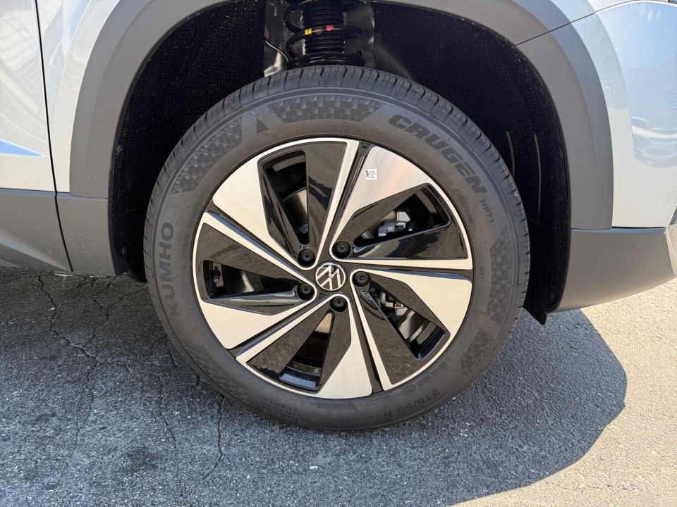 3VVVC7B29TM067347 2026 Volkswagen Taos SE