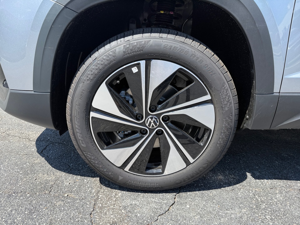 3VVVC7B29TM067347 2026 Volkswagen Taos SE