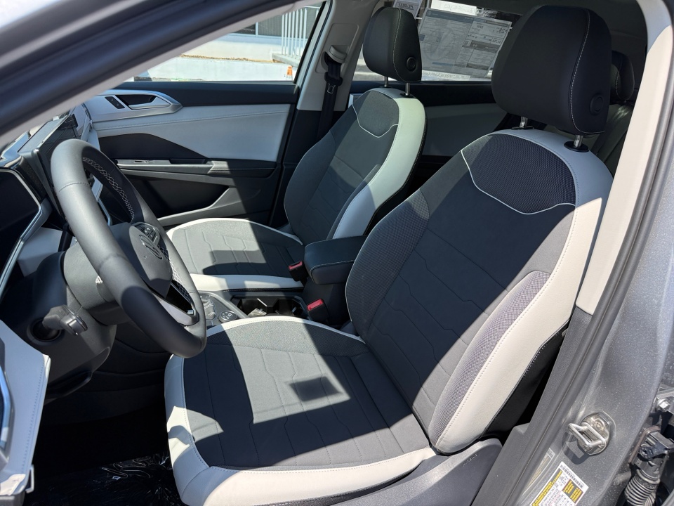 3VVVC7B29TM067347 2026 Volkswagen Taos SE
