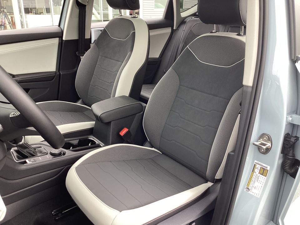 3VVVC7B2XTM067244 2026 Volkswagen Taos SE