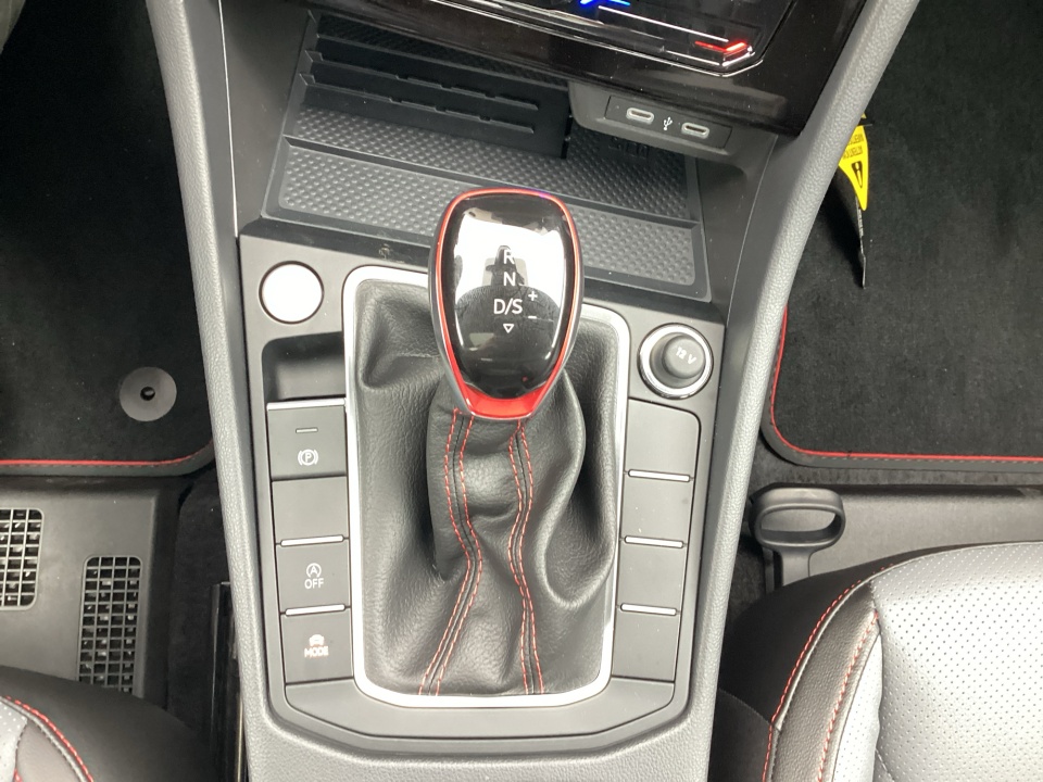 3VW2M7BU1TM023565 2026 Volkswagen Jetta GLI Autobahn