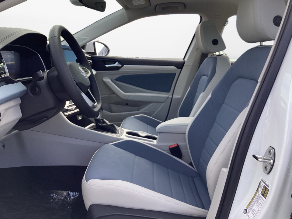 3VW7W7BU0TM021743 2026 Volkswagen Jetta SE