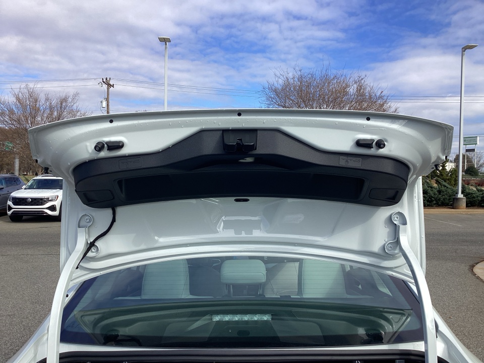 3VW7W7BU0TM021743 2026 Volkswagen Jetta SE