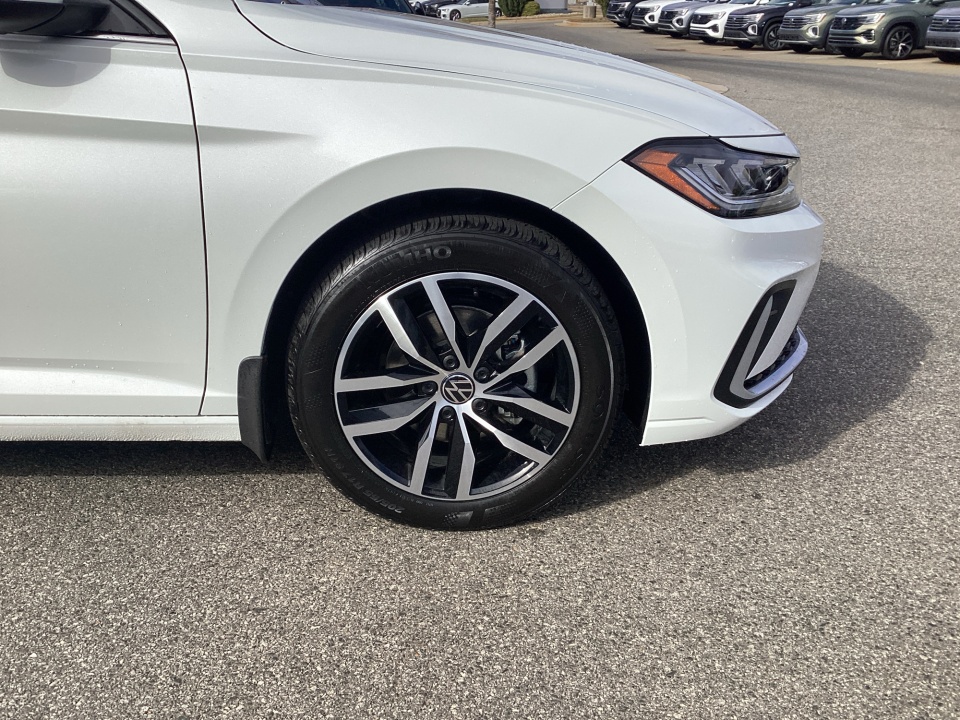 3VW7W7BU0TM021743 2026 Volkswagen Jetta SE