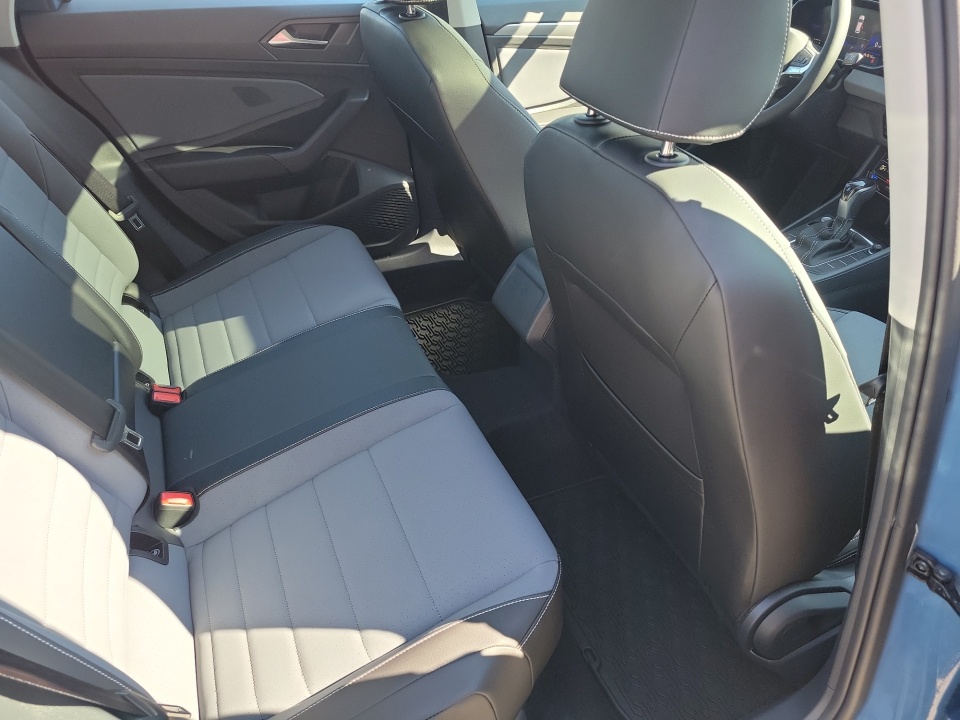 3VW7W7BU6TM034674 2026 Volkswagen Jetta SE