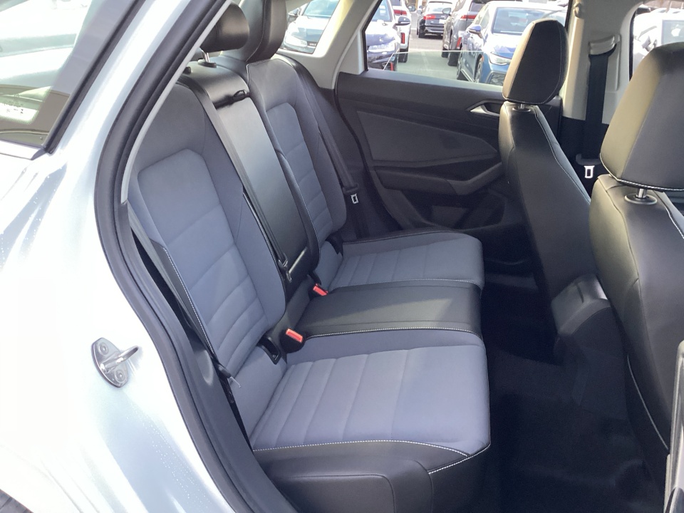 3VW7W7BU9TM027704 2026 Volkswagen Jetta SE