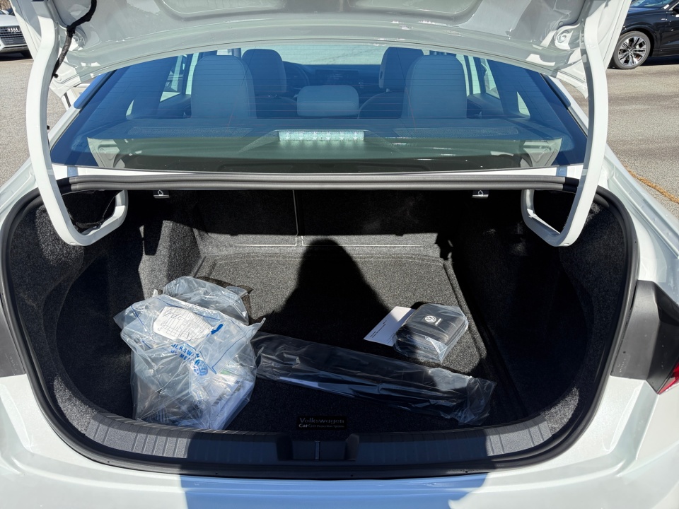 3VW7W7BUXTM028778 2026 Volkswagen Jetta SE