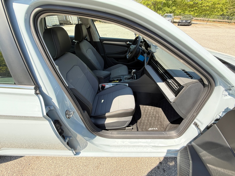 3VW7W7BUXTM057892 2026 Volkswagen Jetta SE