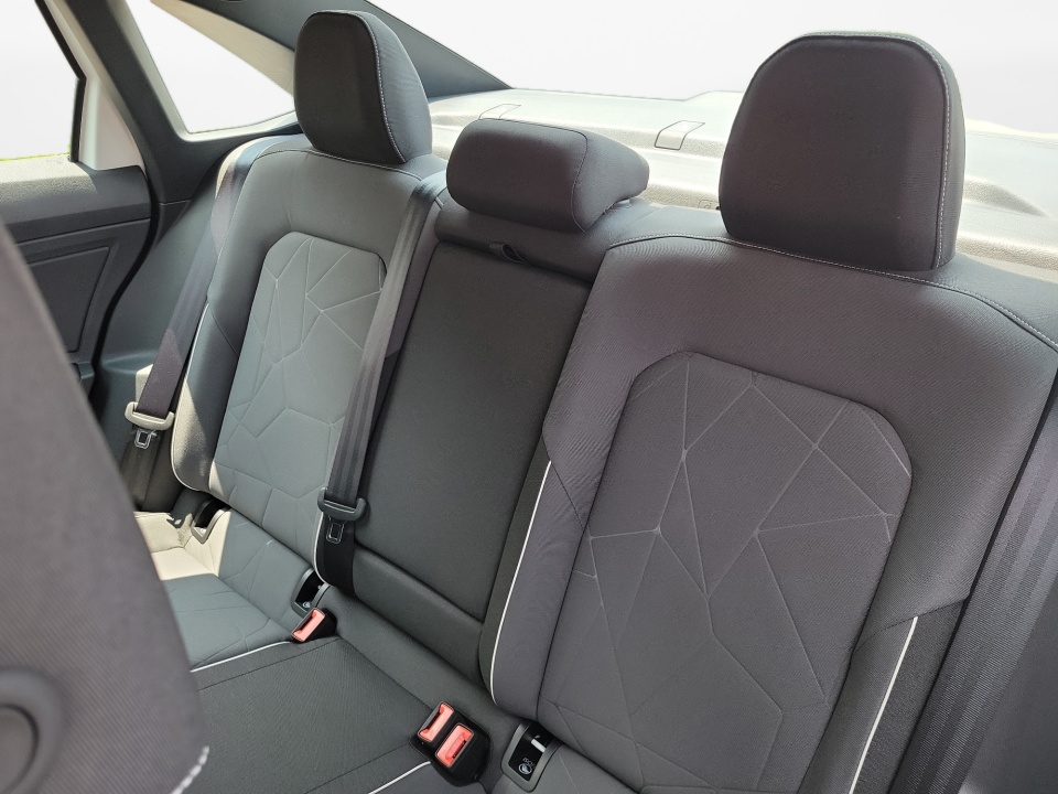 3VWBW7BU2TM072140 2026 Volkswagen Jetta Sport