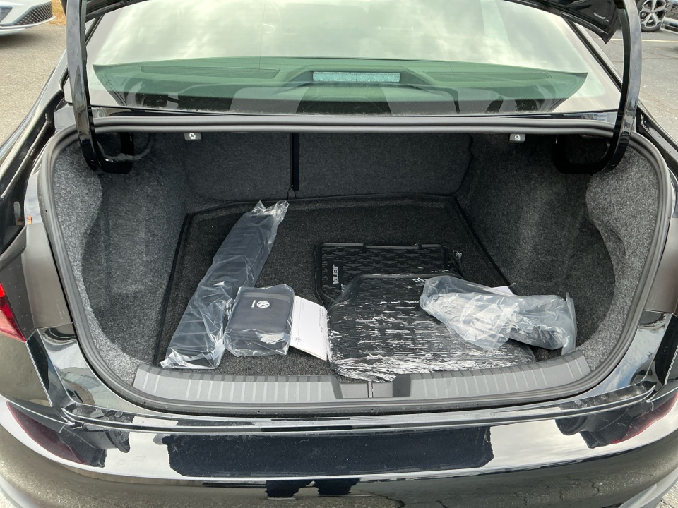 3VWBW7BU5TM015950 2026 Volkswagen Jetta Sport