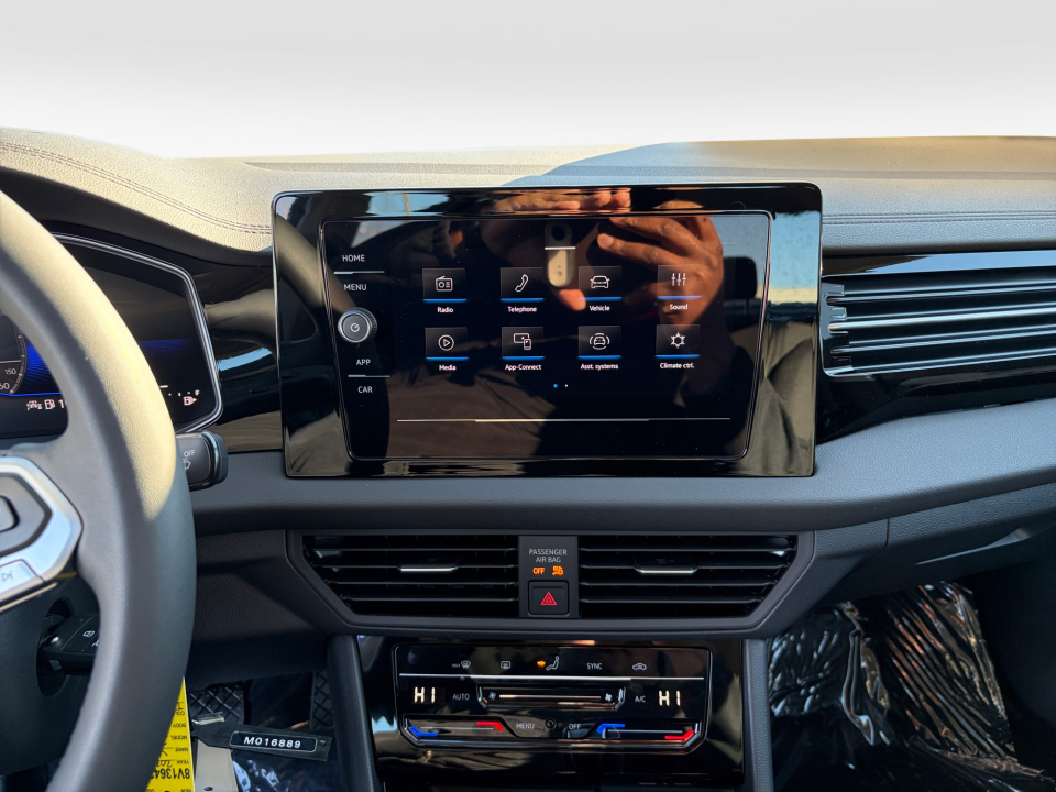 3VWBW7BU8TM019040 2026 Volkswagen Jetta Sport