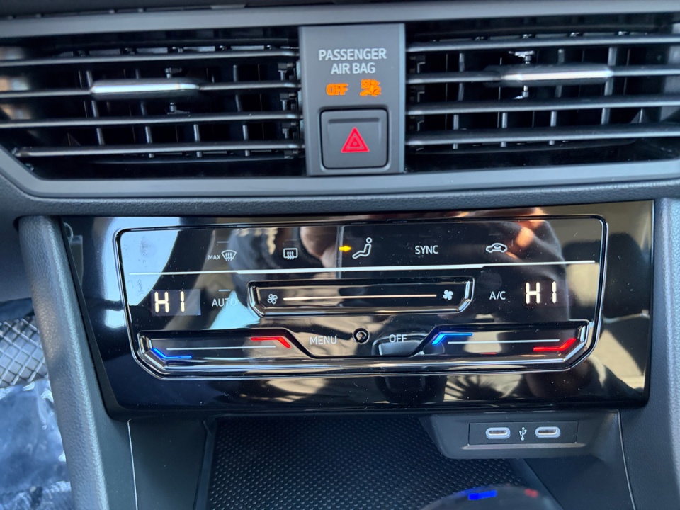 3VWBW7BU8TM019040 2026 Volkswagen Jetta Sport