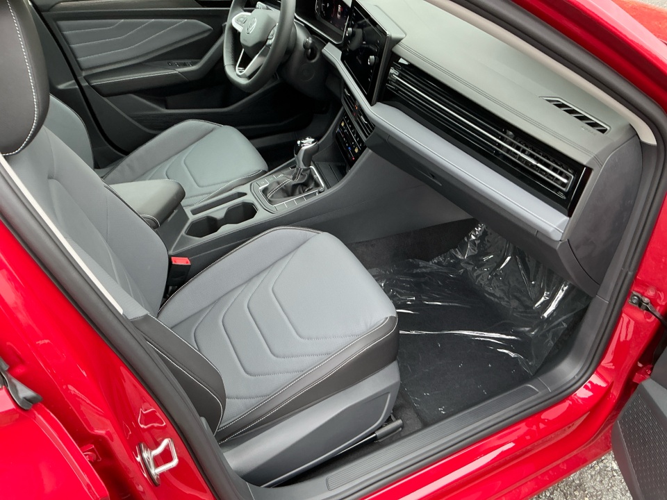 3VWGW7BU6TM023481 2026 Volkswagen Jetta SEL