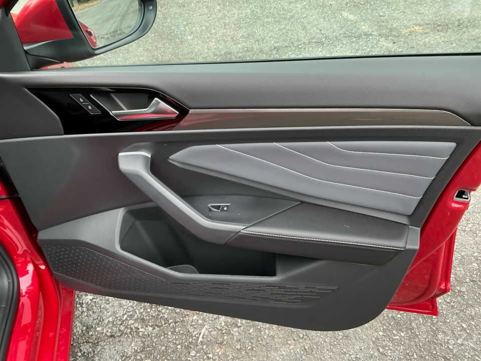 3VWGW7BU6TM023481 2026 Volkswagen Jetta SEL